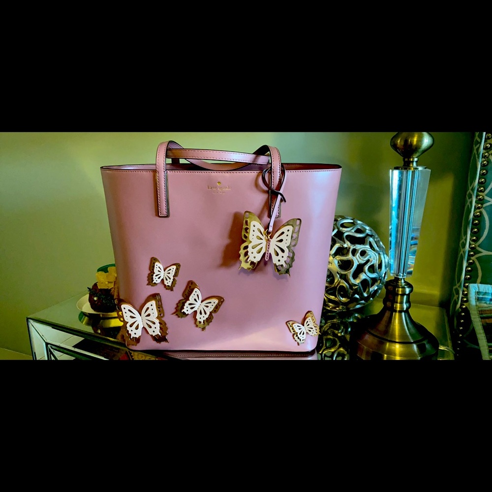 Selling brand new Kate spade bag